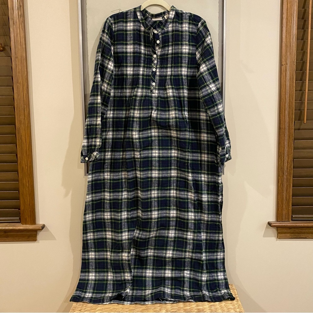 L.L. Bean Plaid Nightgown NWT - Size M